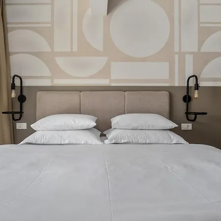 Villa Beachfront Larisa With Whirlpool, Media *