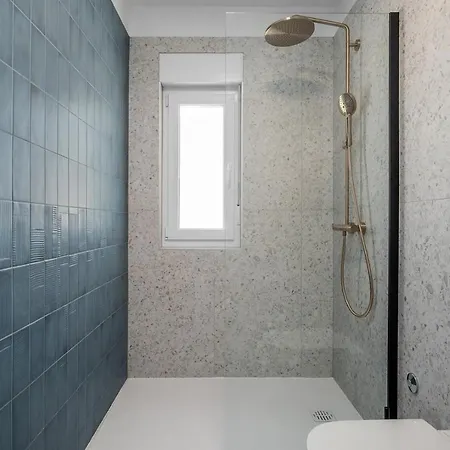 Beachfront Larisa With Whirlpool, Media Villa