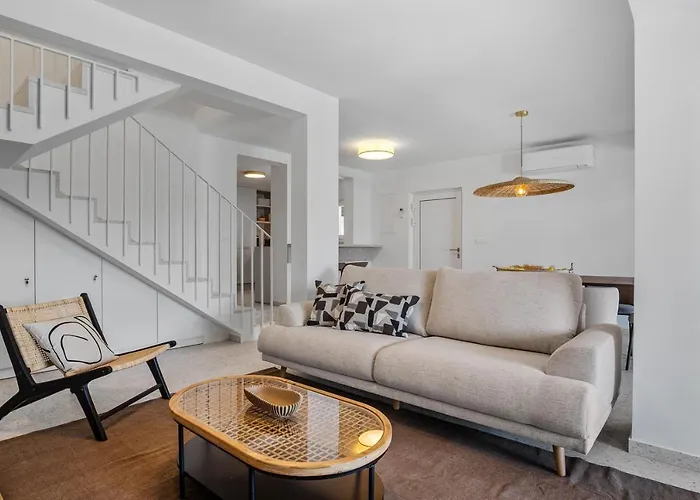 Villa Beachfront Larisa With Whirlpool, Media