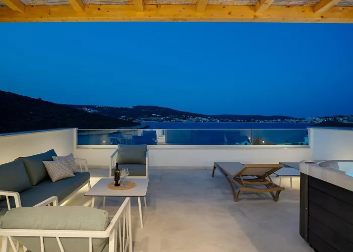 Villa Beachfront Larisa With Whirlpool, Media *